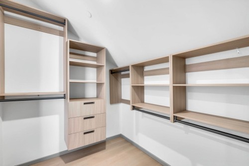 2-3547 Georgia Street E, Vancouver, BC 