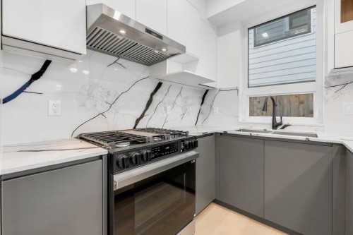 2-3547 Georgia Street E, Vancouver, BC 