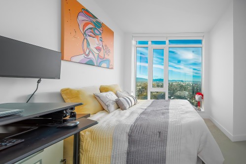 2501-7769 Park Crescent, Burnaby, BC 