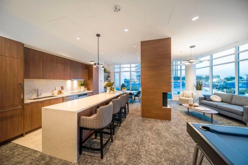 2501-7769 Park Crescent, Burnaby, BC 