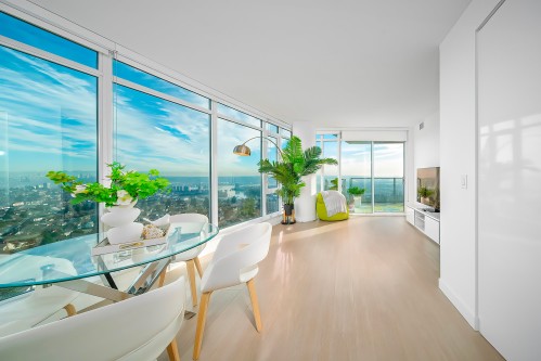 2501-7769 Park Crescent, Burnaby, BC 