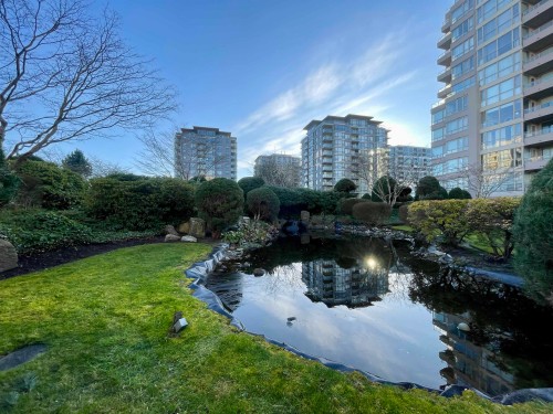 702-6191 Buswell Street, Richmond, BC 