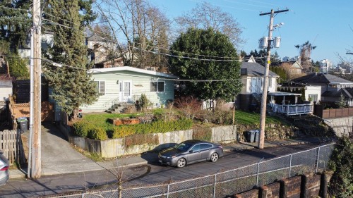 333 Louellen Street, New Westminster, BC 