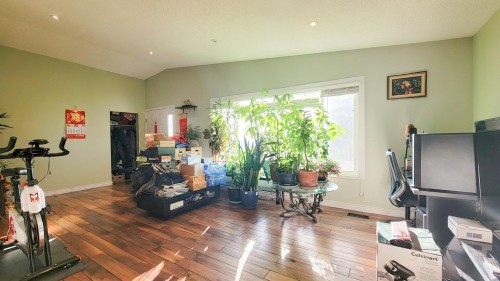 333 Louellen Street, New Westminster, BC 