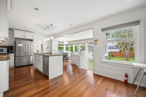 3276 21St Avenue W, Vancouver, BC 