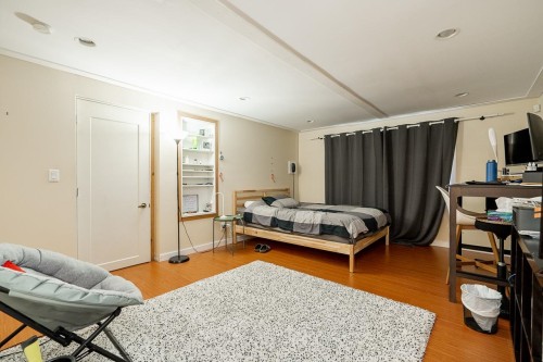 4871 Highlawn Drive, Burnaby, BC 