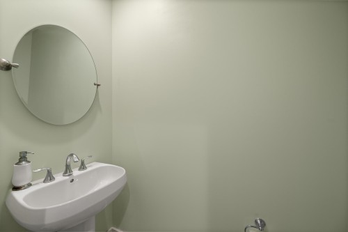 720 68Th Avenue W, Vancouver, BC 