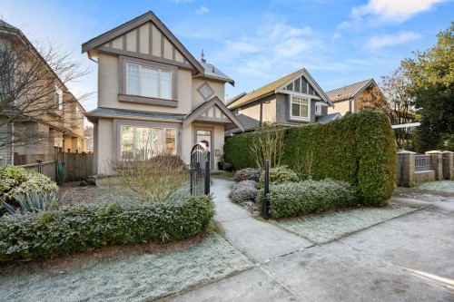 720 68Th Avenue W, Vancouver, BC 