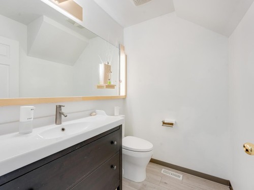 11320 No.1 Road, Richmond, BC 