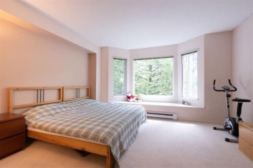 10-7500 Cumberland Street, Burnaby, BC 