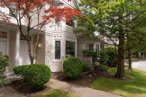 10-7500 Cumberland Street, Burnaby, BC 