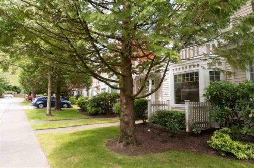 10-7500 Cumberland Street, Burnaby, BC 