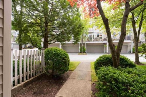 10-7500 Cumberland Street, Burnaby, BC 