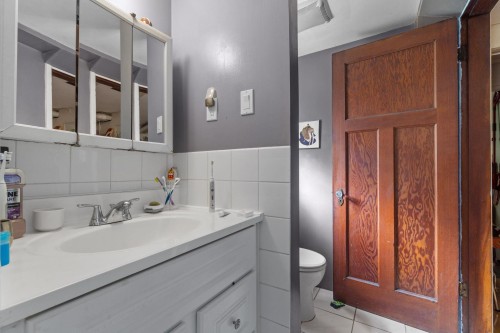 95 15Th Avenue E, Vancouver, BC 