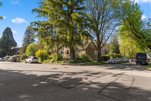 95 15Th Avenue E, Vancouver, BC 