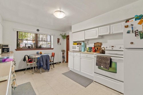 95 15Th Avenue E, Vancouver, BC 