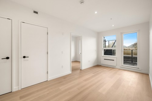 520-2471 St George Street, Vancouver, BC 