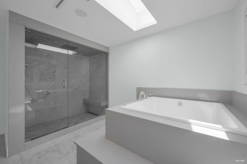 1350 Palmerston Avenue, West Vancouver, BC 