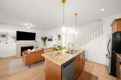 6-4887 Central Avenue, Delta, BC 