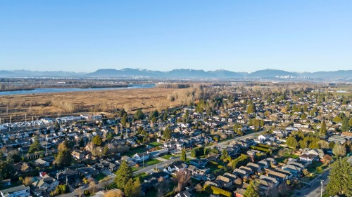 6-4887 Central Avenue, Delta, BC 