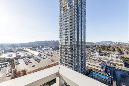 1901-2968 Glen Drive, Coquitlam, BC 