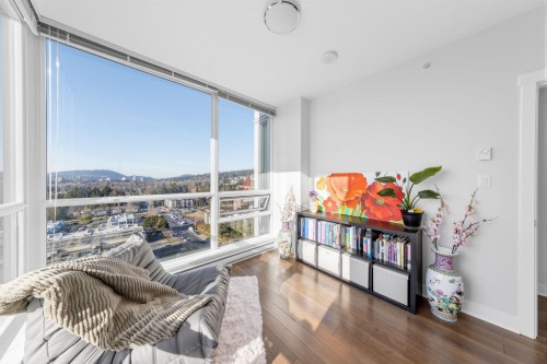 1901-2968 Glen Drive, Coquitlam, BC 