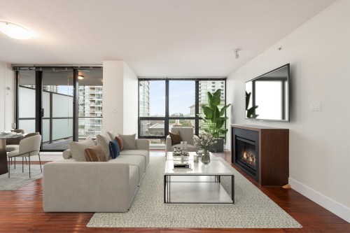 705-2959 Glen Drive  Coquitlam, BC V3B 0B8