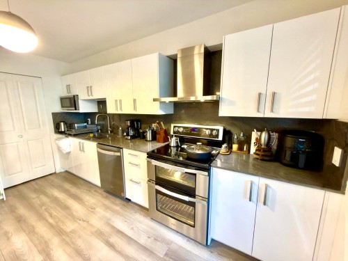 301-555 Austin Avenue, Coquitlam, BC 