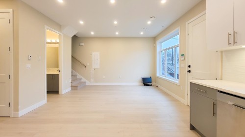 3433 23Rd Avenue E, Vancouver, BC 