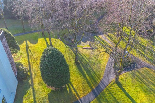 208-7631 Steveston Highway, Richmond, BC 