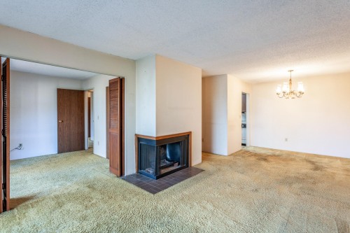 208-7631 Steveston Highway, Richmond, BC 