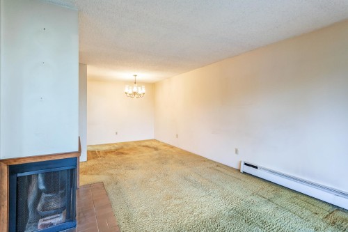 208-7631 Steveston Highway, Richmond, BC 