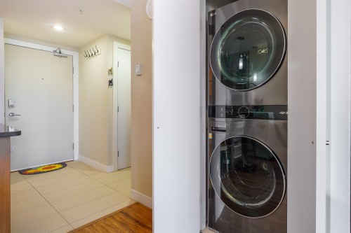 1802-7325 Arcola Street, Burnaby, BC 