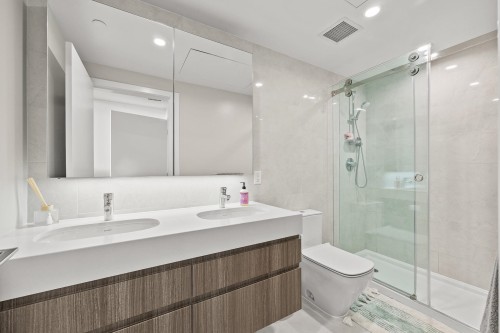 2404-6537 Telford Avenue, Burnaby, BC 