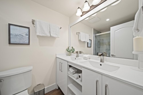 101-2021 Karen Crescent, Whistler, BC 