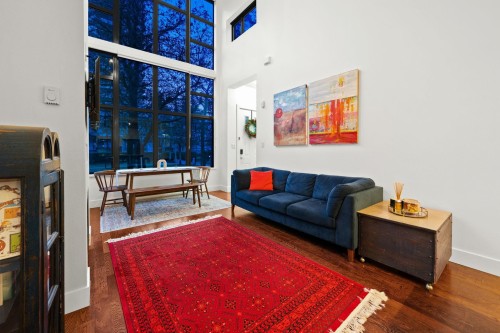 TH23-2345 Madison Avenue  Burnaby, BC V5C 0B4