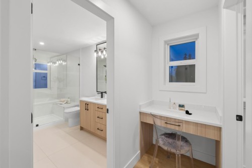 10490 Mcveety Street, Maple Ridge, BC 