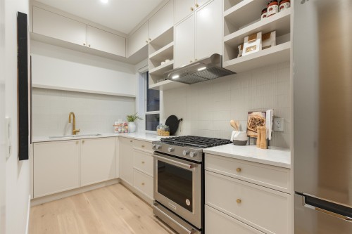 2141 Palliser Avenue, Coquitlam, BC 