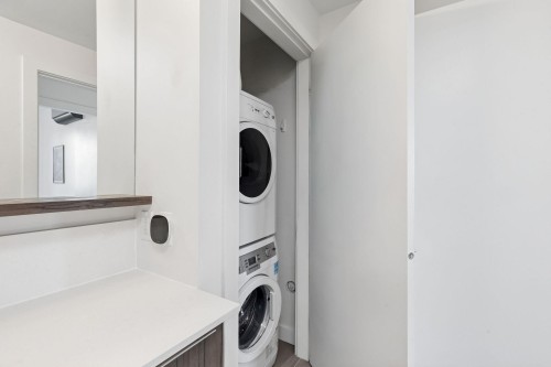 505-379 Broadway E, Vancouver, BC 