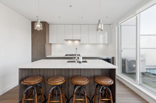 505-379 Broadway E, Vancouver, BC 