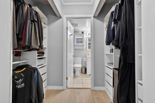 211-230 Mowat Street, New Westminster, BC 