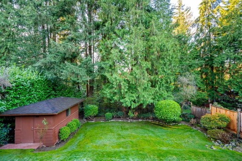 4695 Mapleridge Drive, North Vancouver, BC 