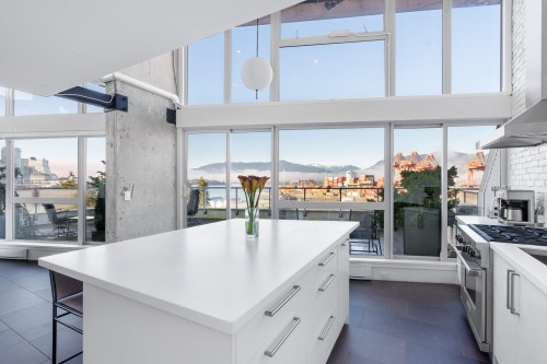 624-289 Alexander Street, Vancouver, BC 