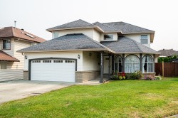 12514 220 Street  Maple Ridge, BC V2X 0V6