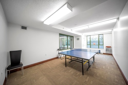 811-7380 Elmbridge Way, Richmond, BC 