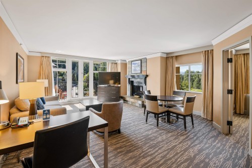 428/430-4050 Whistler Way, Whistler, BC 