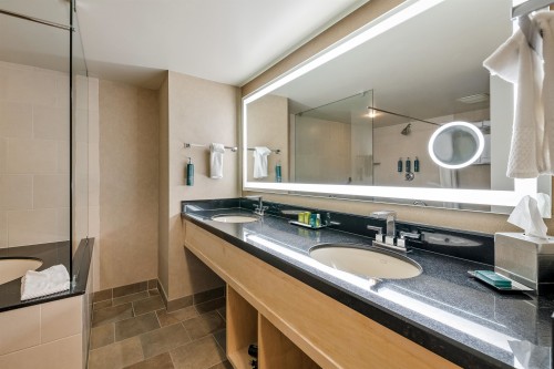 428/430-4050 Whistler Way, Whistler, BC 