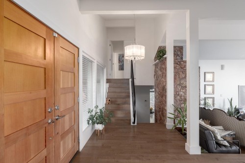 1448 Sandhurst Place, West Vancouver, BC 