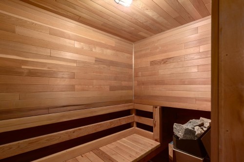 1448 Sandhurst Place, West Vancouver, BC 