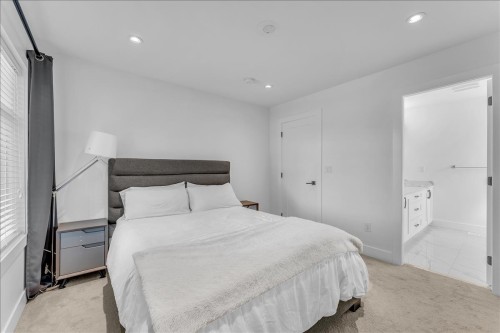 7430 Canada Way, Burnaby, BC 